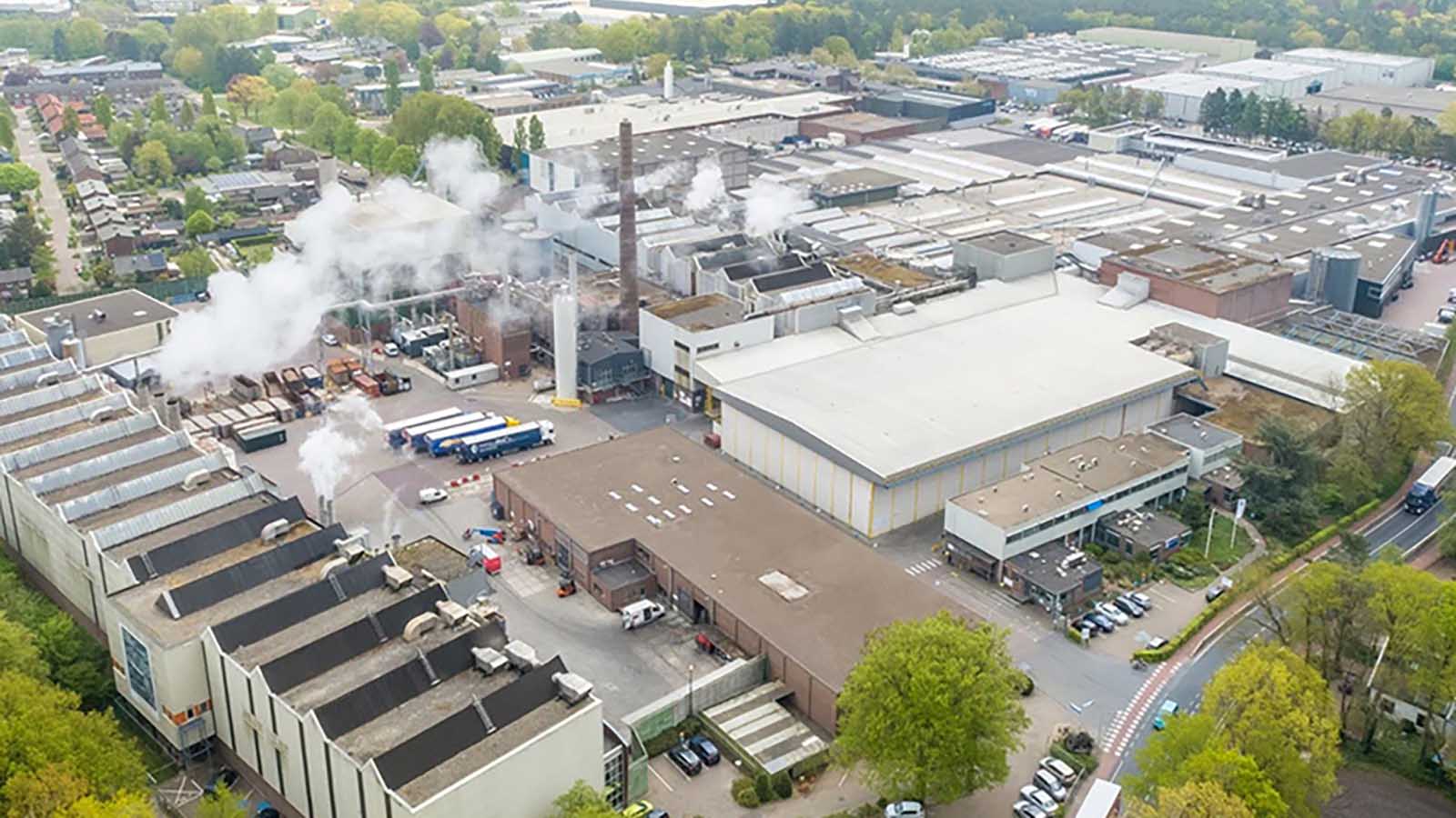 Anrik pappersfabrik från 1600-talet läggs ner